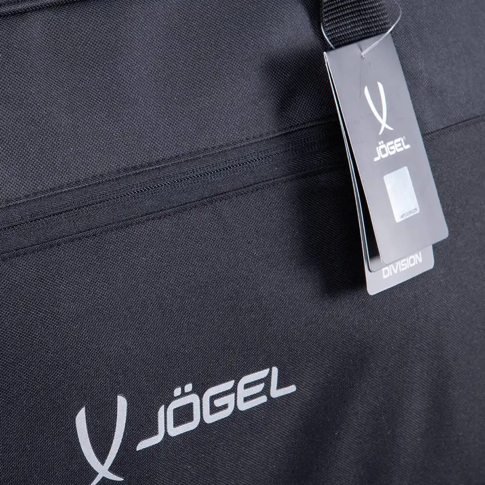 фото Сумка спортивная DIVISION Small Bag, черный в интернет-магазине спортивных товаров МЯЧИКИ