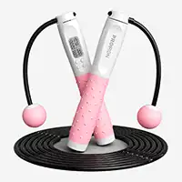 фото Скакалка умная с дисплеем Proiron, бело-розовая, арт. ПРО041 в интернет-магазине спортивных товаров МЯЧИКИ