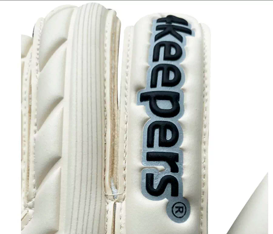 фото Вратарские перчатки 4Keepers Champ V RV  black в интернет-магазине спортивных товаров МЯЧИКИ