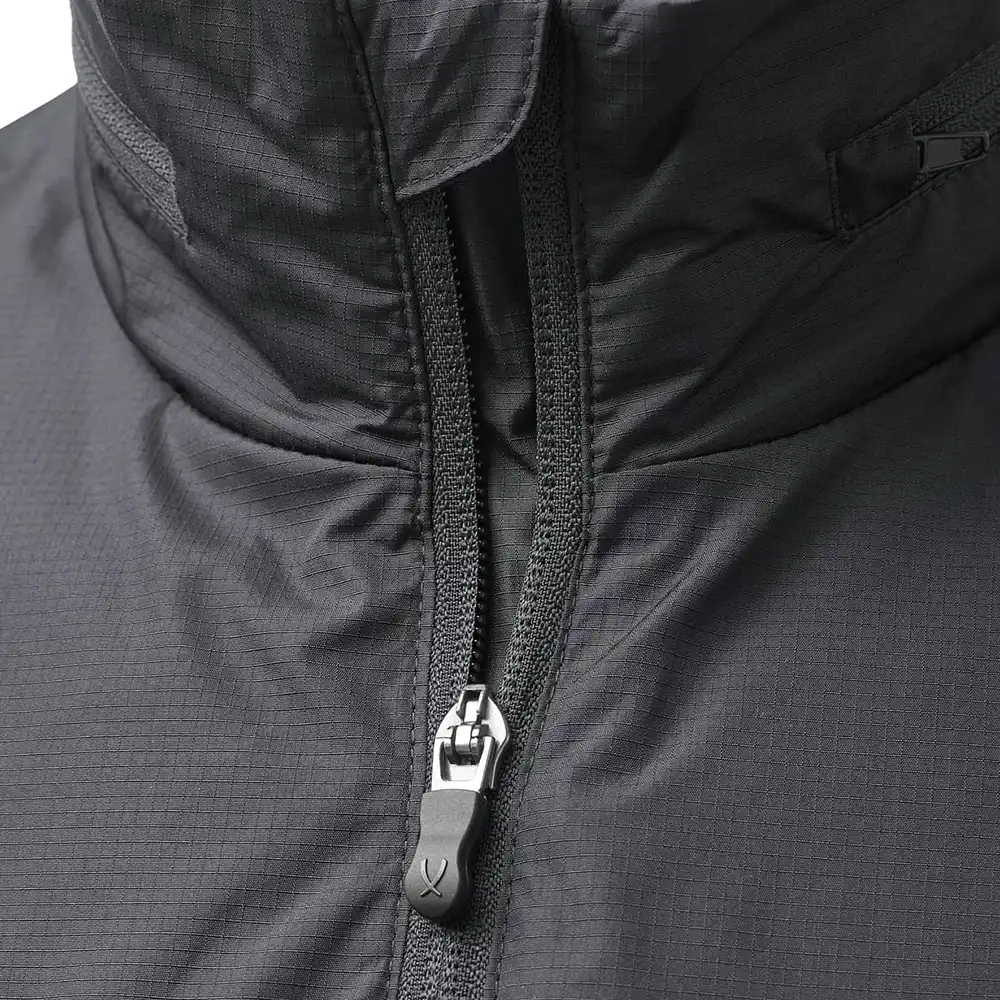 фото Куртка ветрозащитная DIVISION PerFormPROOF Shower Jacket, черный в интернет-магазине спортивных товаров МЯЧИКИ