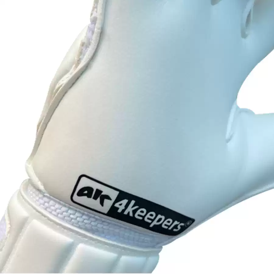 фото Вратарские перчатки 4Keepers Champ Black VI RF2G в интернет-магазине спортивных товаров МЯЧИКИ