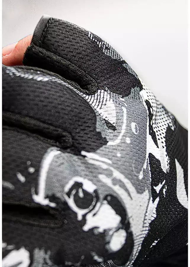 фото Вратарские перчатки REUSCH Futsal Infinity в интернет-магазине спортивных товаров МЯЧИКИ