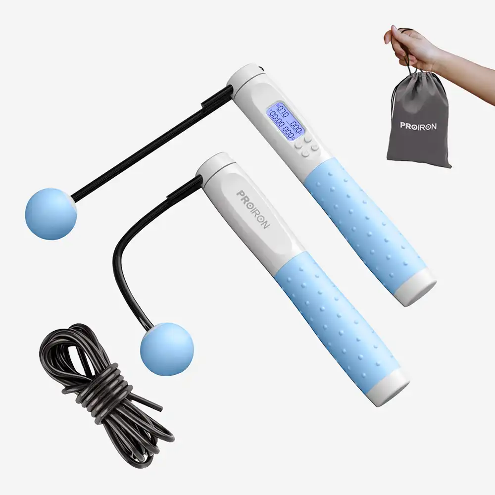 фото Скакалка умная с дисплеем Proiron, бело-синяя, арт. ПРО042 в интернет-магазине спортивных товаров МЯЧИКИ