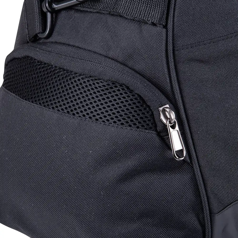 фото Сумка спортивная DIVISION Small Bag, черный в интернет-магазине спортивных товаров МЯЧИКИ