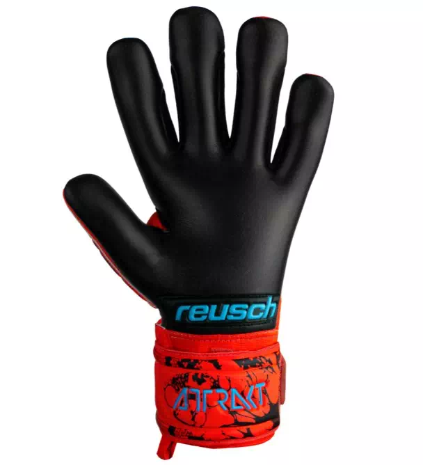 фото Вратарские перчатки REUSCH Attrakt Grip Evolution Red в интернет-магазине спортивных товаров МЯЧИКИ