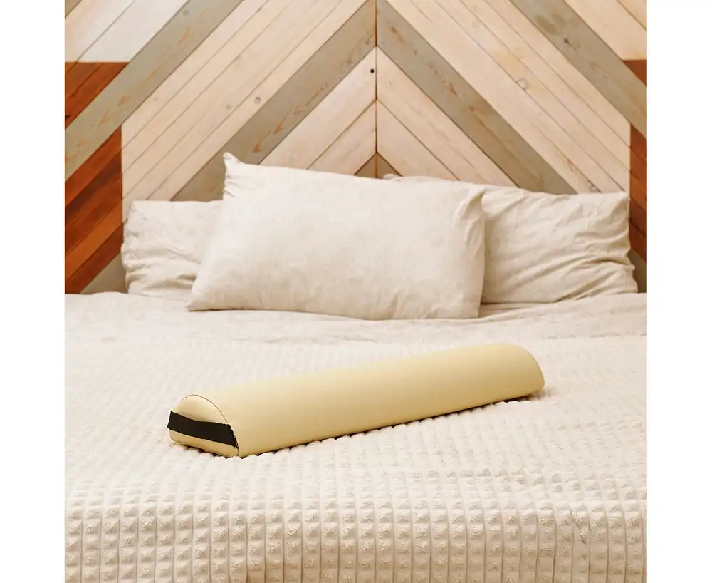 фото Валик для массажа полукруглый, бежевый в интернет-магазине спортивных товаров МЯЧИКИ